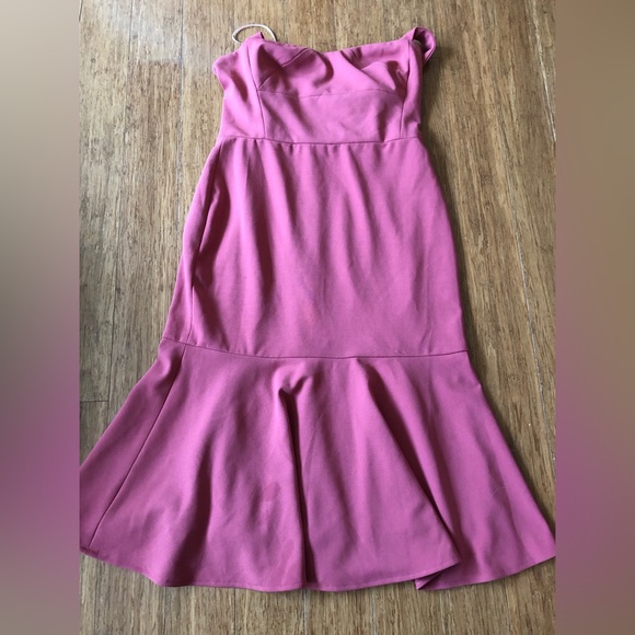 Gal Meets Glam “Rae” scuba dress - Picture 7 of 7